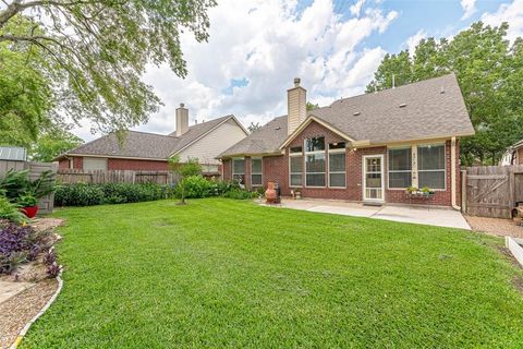 Single Family Residence in Houston TX 9547 Shadow Gate Lane 44.jpg