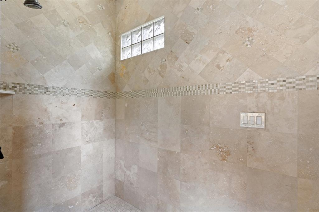 4403 Della Creek Way, Missouri City, Texas image 34