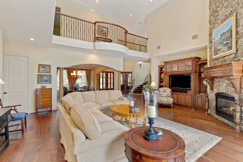 4403 Della Creek Way, Missouri City, Texas image 8