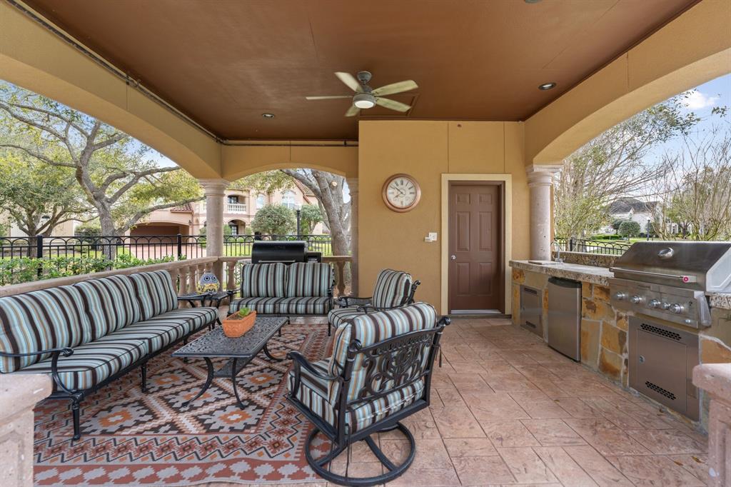 4403 Della Creek Way, Missouri City, Texas image 32