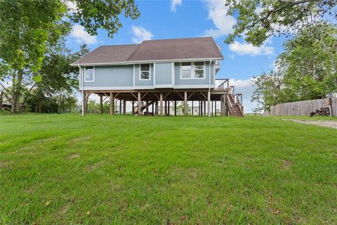 A home in Angleton