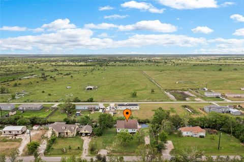 A home in Angleton