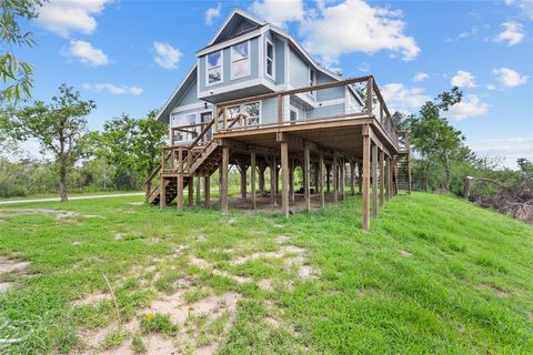 A home in Angleton