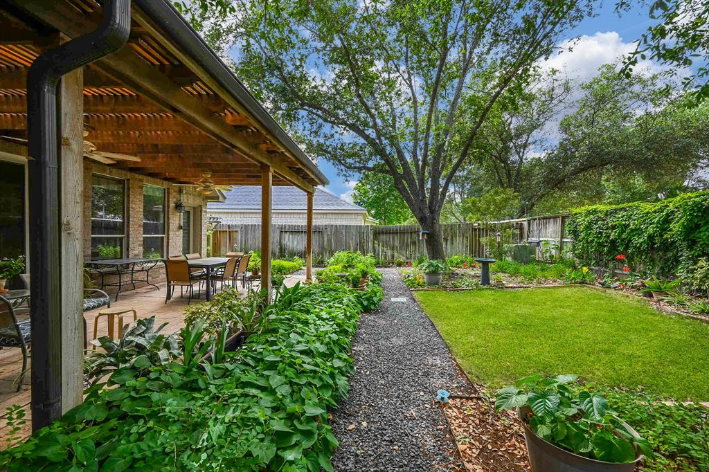 15423 Coral Leaf Trail, Cypress, Texas image 47