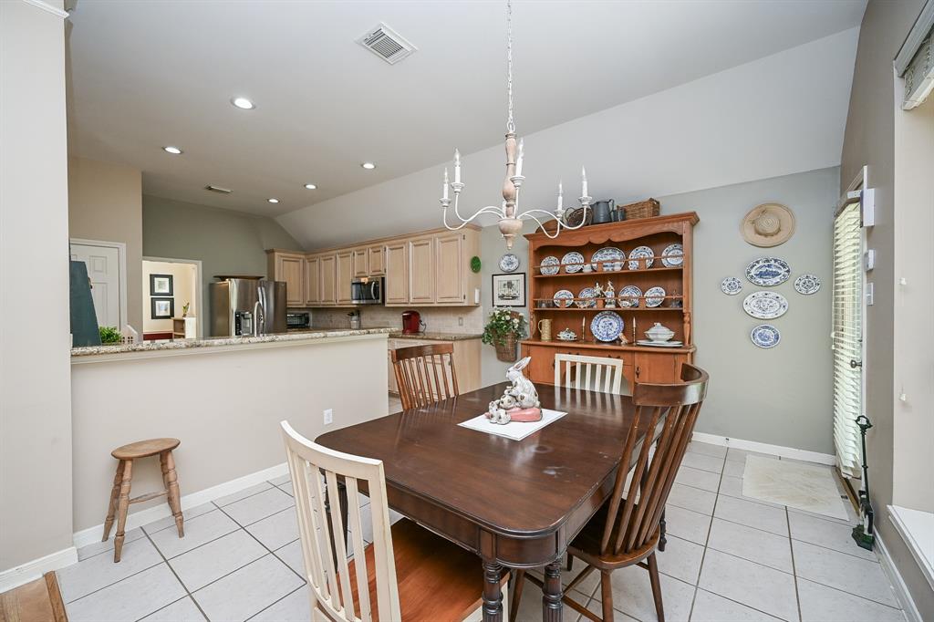 15423 Coral Leaf Trail, Cypress, Texas image 22