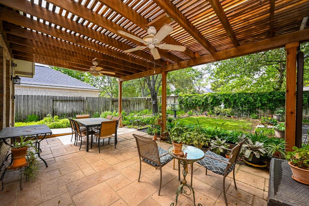 15423 Coral Leaf Trail, Cypress, Texas image 40
