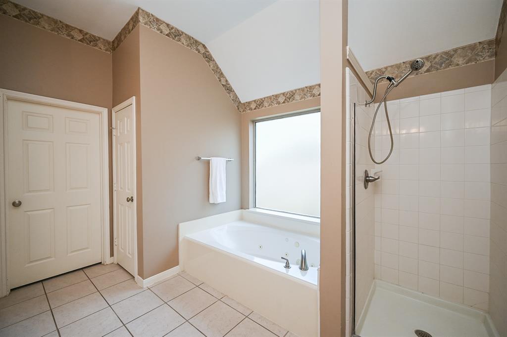 15423 Coral Leaf Trail, Cypress, Texas image 28