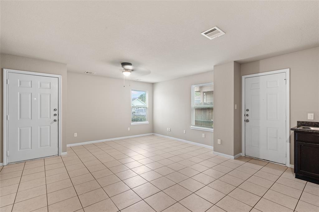 16630 E Hammon