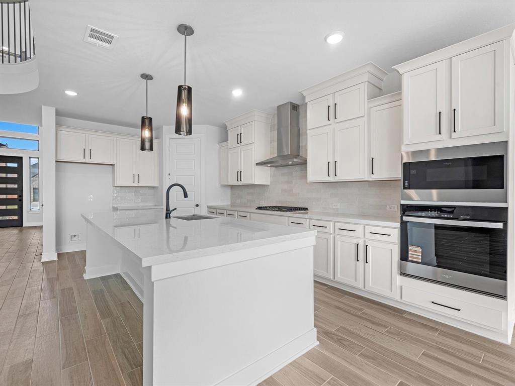 2826 Sweet Honey Lane
