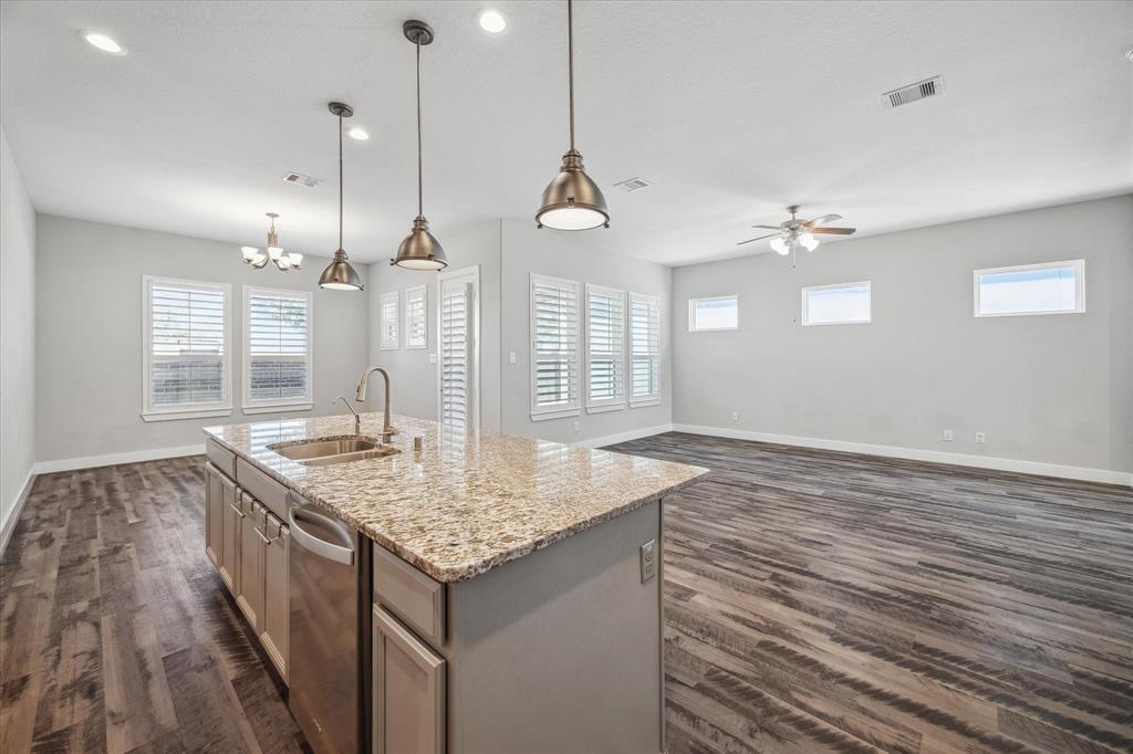 10022 Waving Grain Lane, Houston, Texas image 10