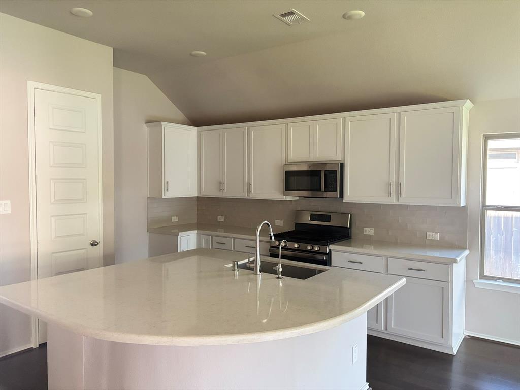 543 Chestnut Reef Court
