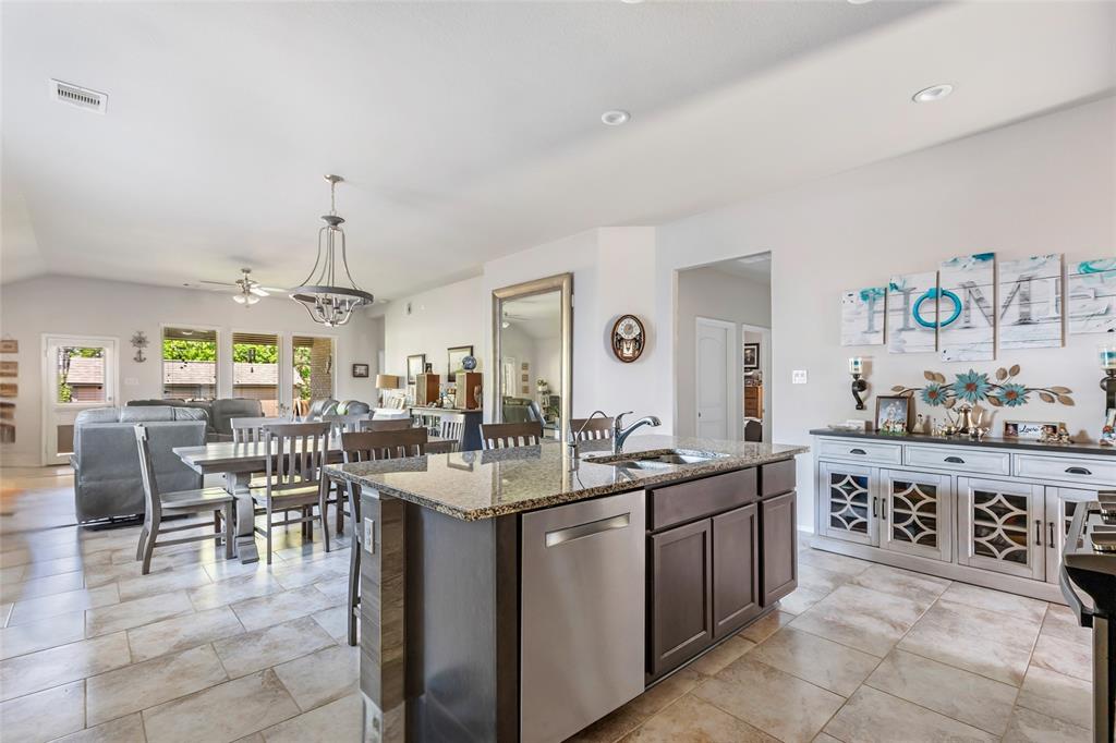 22086 Sun Haven Lane, Porter, Texas image 4