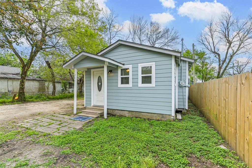 205 Prune Street, La Marque, Texas image 4