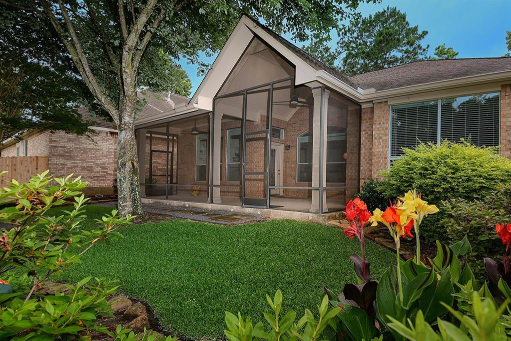 75 Robindale Circle, The Woodlands, Texas image 3