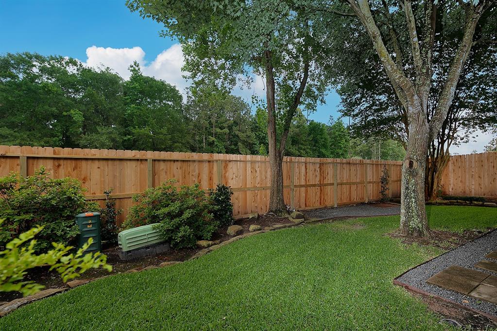 75 Robindale Circle, The Woodlands, Texas image 22