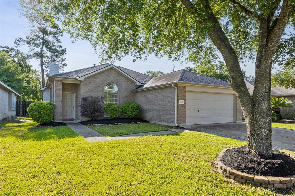 11911 Belle Court, Pinehurst, Texas image 1