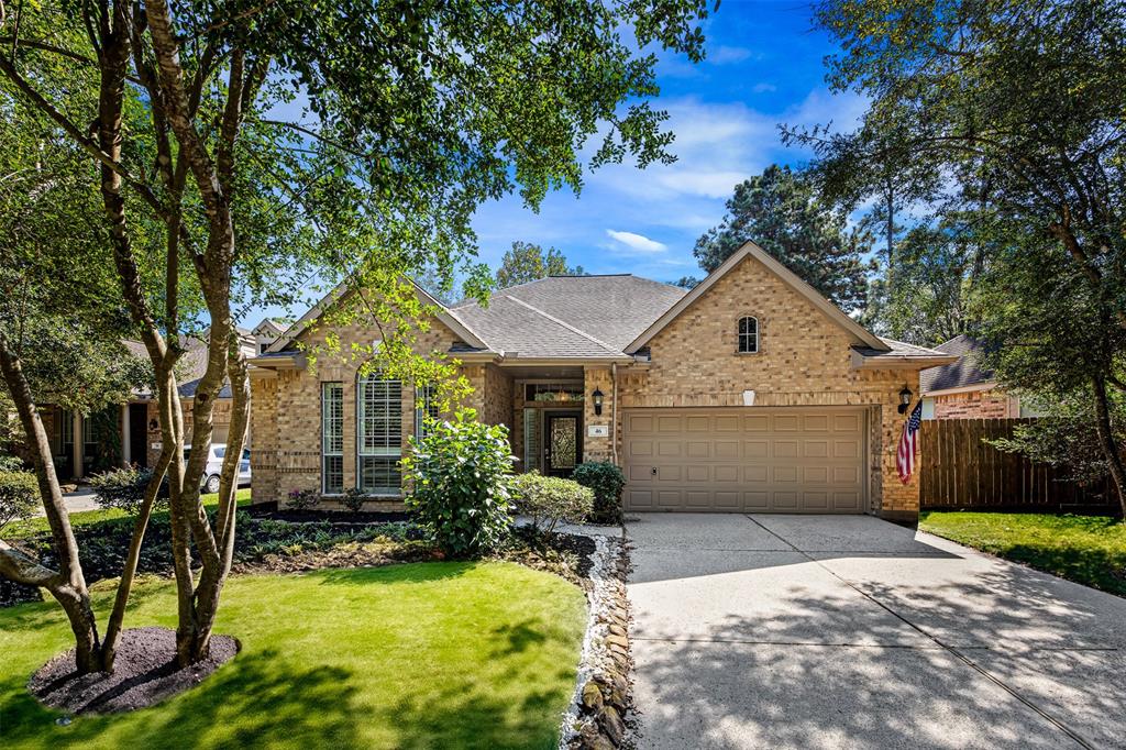 46 N Belfair Place, The Woodlands, Texas image 1