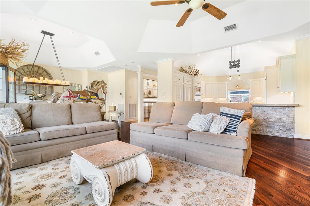 1734 Forestlake Drive Dr, Sugar Land, Texas image 20