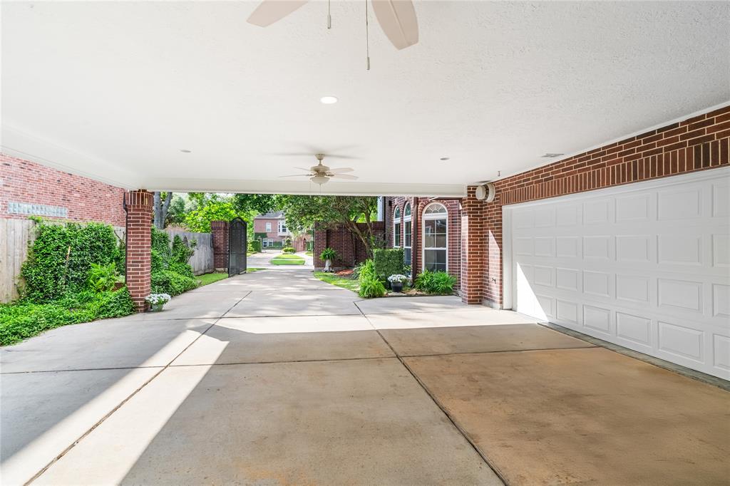 1734 Forestlake Drive Dr, Sugar Land, Texas image 39