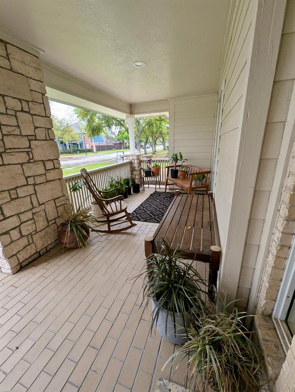 946 Mystic Village Lane