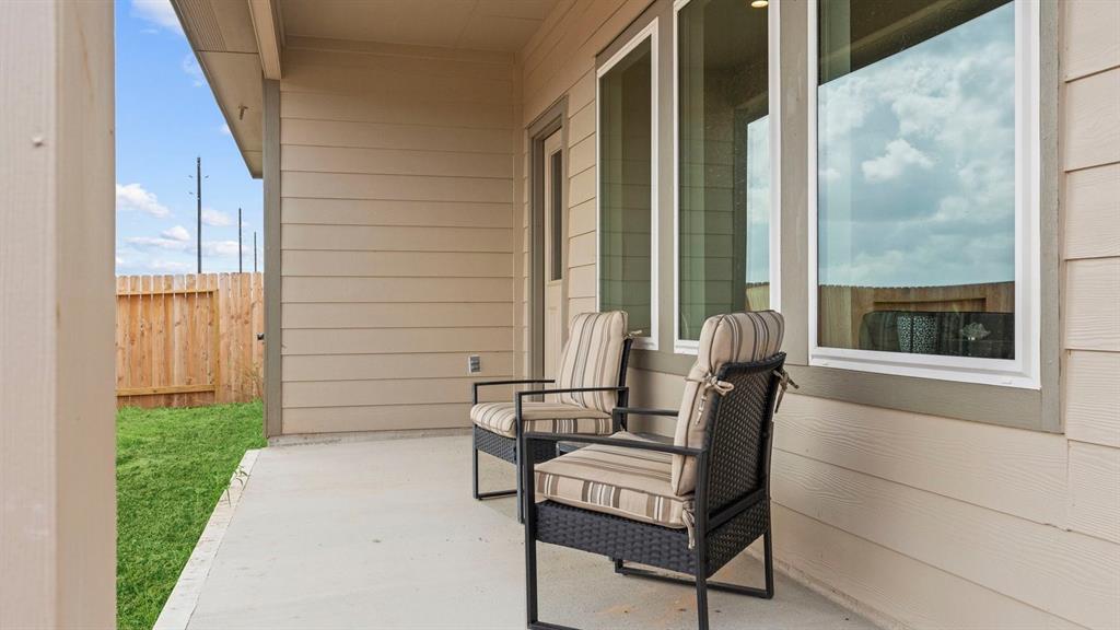 31427 Heddington Lane, Fulshear, Texas image 24