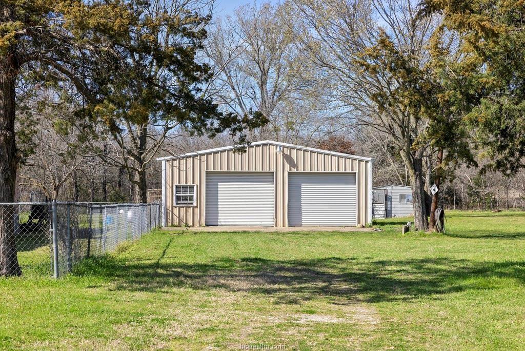 295 Bielamowicz Road, Bremond, Texas image 13