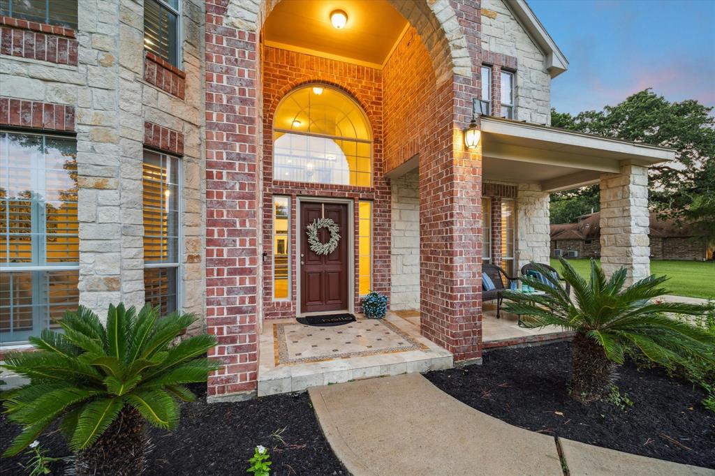 14610 Majestic Oaks