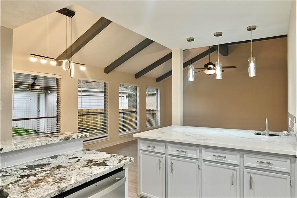 2915 Laurel Fork Drive, Kingwood, Texas image 24