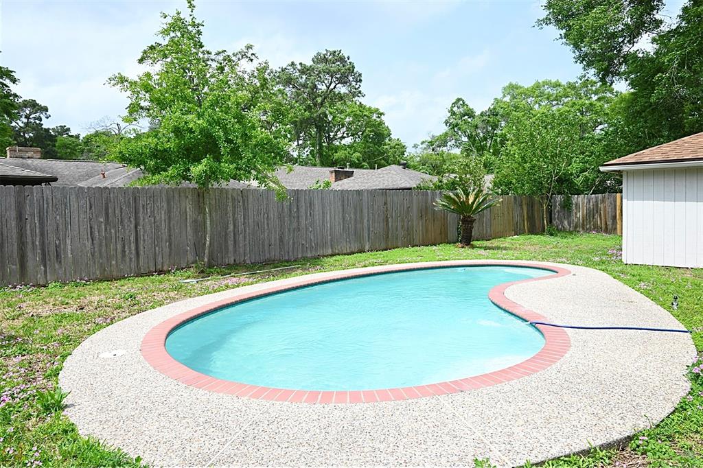 2915 Laurel Fork Drive, Kingwood, Texas image 37