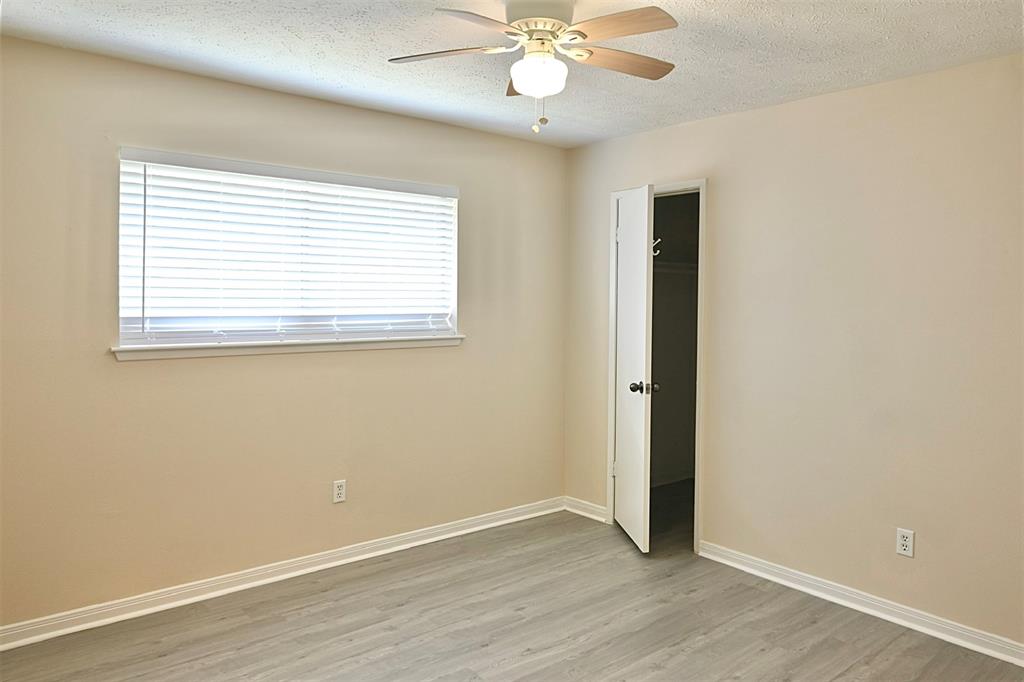 2915 Laurel Fork Drive, Kingwood, Texas image 32