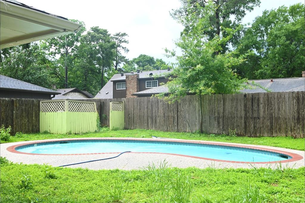 2915 Laurel Fork Drive, Kingwood, Texas image 39