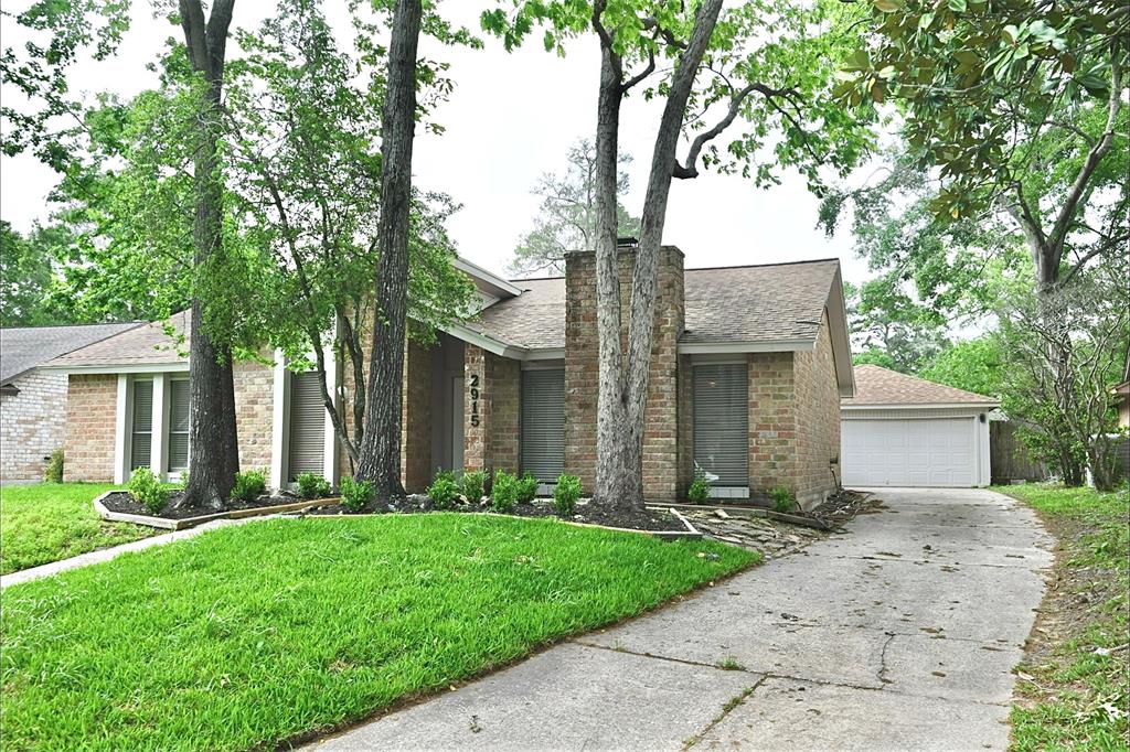 2915 Laurel Fork Drive, Kingwood, Texas image 4