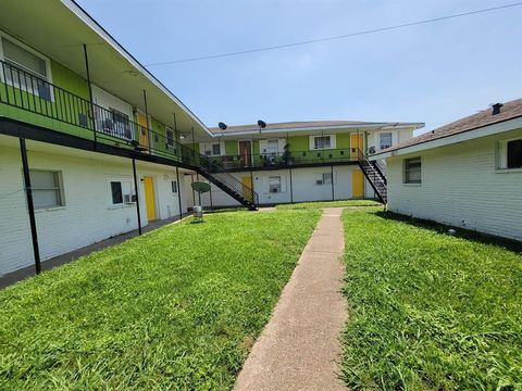 6706 Ralston Street Houston TX 77016