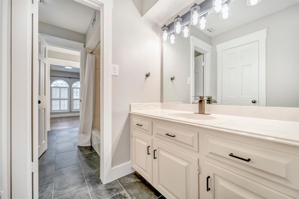 901 Longmire Road #9, Conroe, Texas image 31