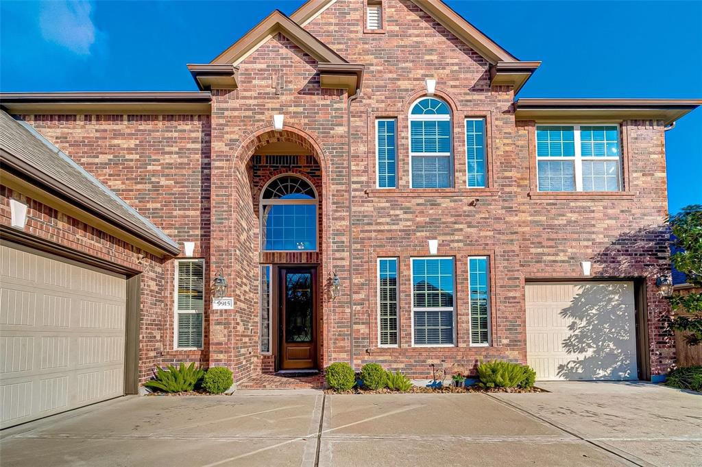 9915 St Romain Dr, Katy, Texas image 2