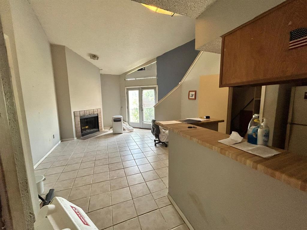 10855 Meadowglen Lane #723, Houston, Texas image 9