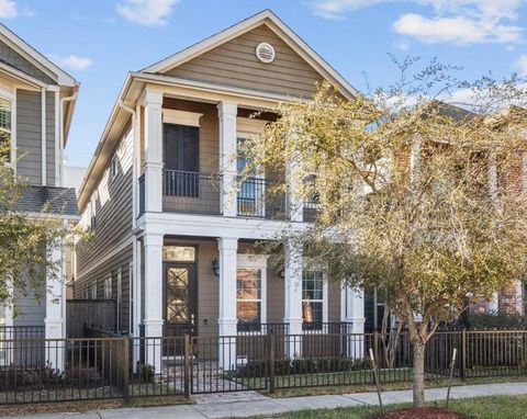 428 W 26th Street Houston TX 77008