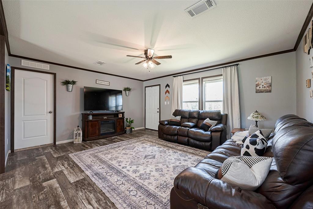 25382 Blackburn Drive, Splendora, Texas image 7