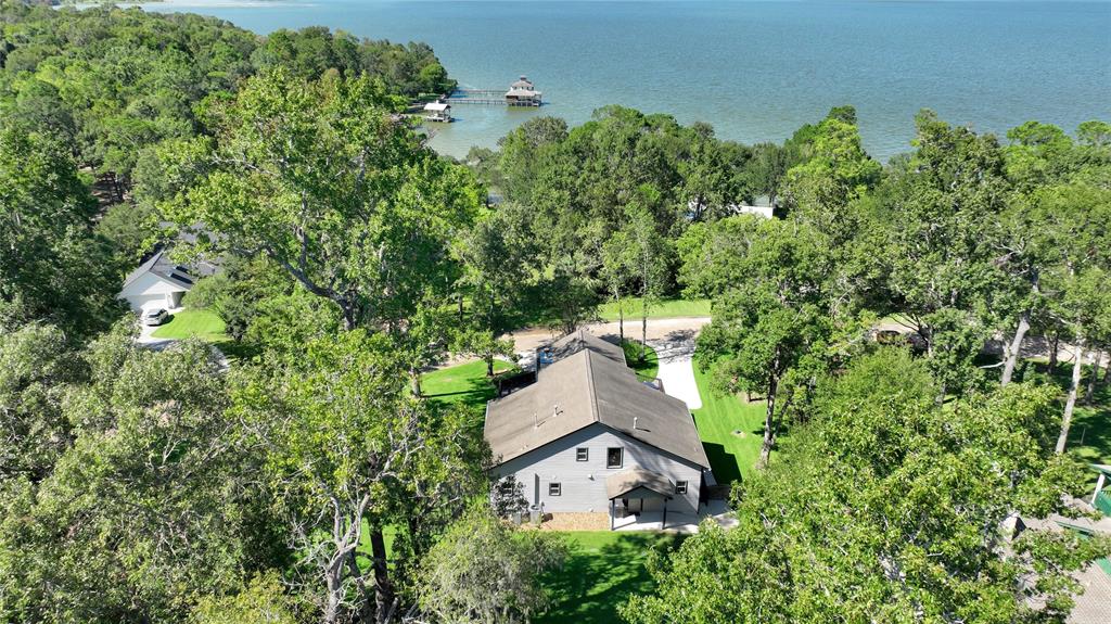 120 Lake Oaks Boulevard, Coldspring, Texas image 42