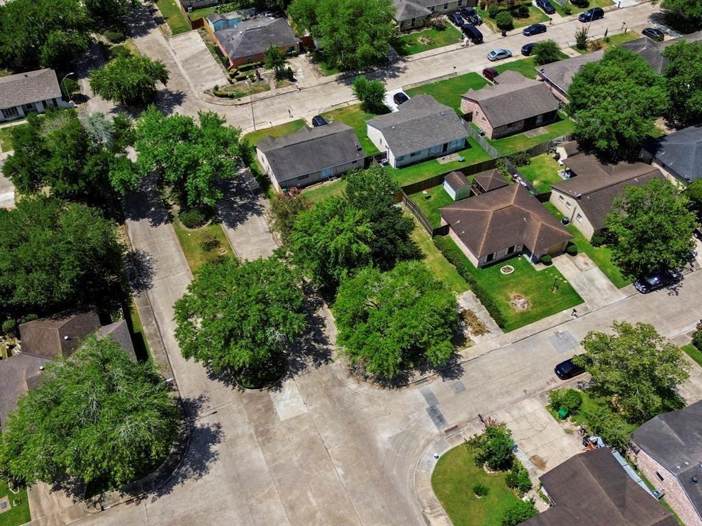 4985 E Ridge Creek Drive, Houston, Texas image 5