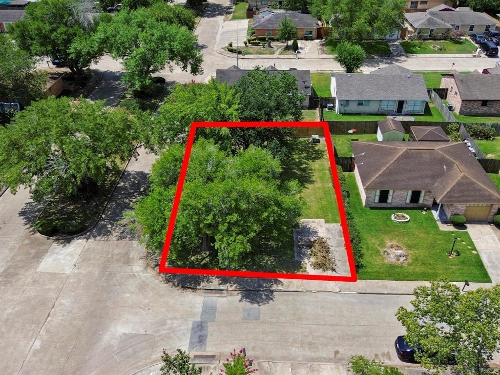 4985 E Ridge Creek Drive, Houston, Texas image 1