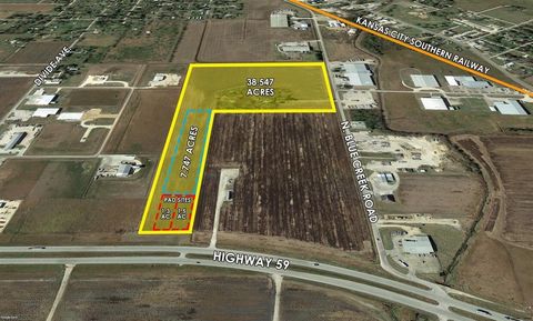 Photo of 1408 N Blue Creek Road, El Campo, TX 77437 (MLS # 40142260)