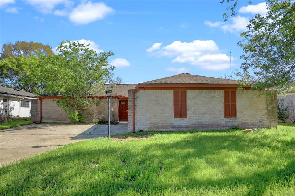 1610 Hilton Head Drive, Missouri City, Texas image 1