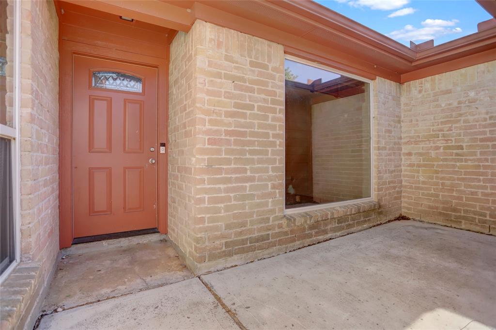 1610 Hilton Head Drive, Missouri City, Texas image 3