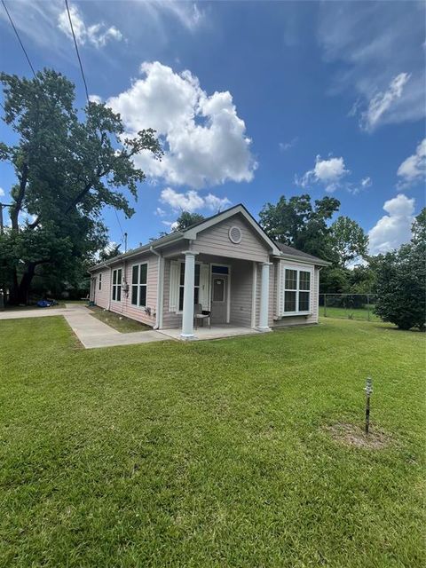 A home in Silsbee