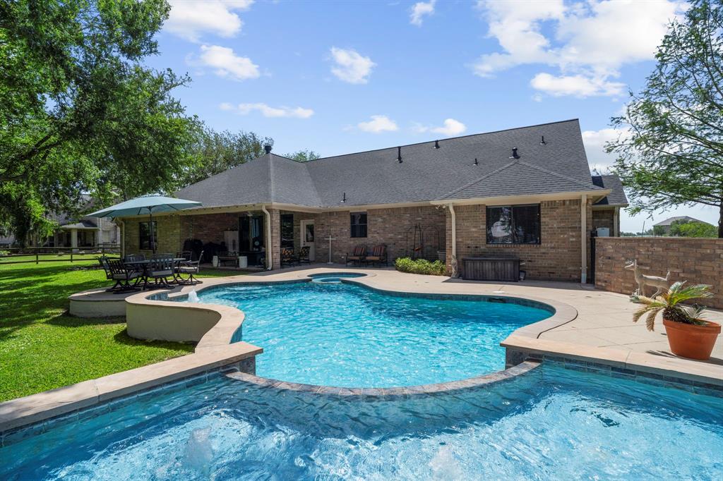 6203 Waterwalk Court, Richmond, Texas image 40