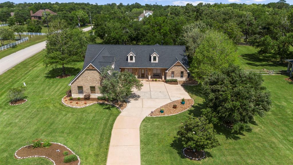 6203 Waterwalk Court, Richmond, Texas image 1