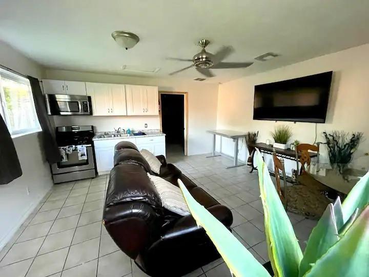 12102 Palmton Street, Houston, Texas image 32
