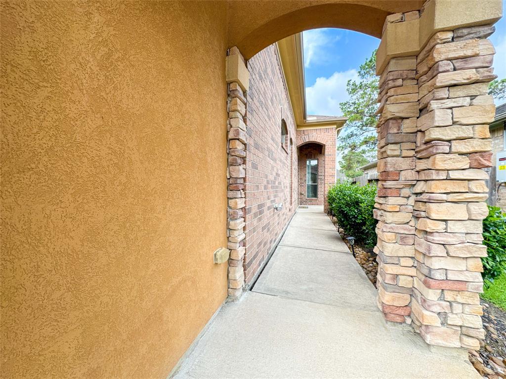 3420 Cortona Lane, Friendswood, Texas image 3