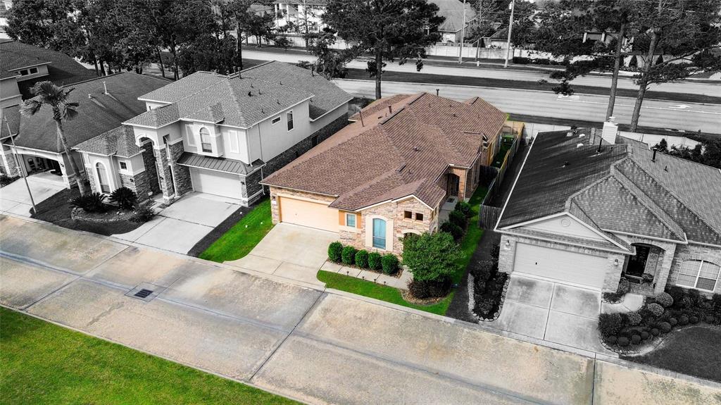 3420 Cortona Lane, Friendswood, Texas image 29